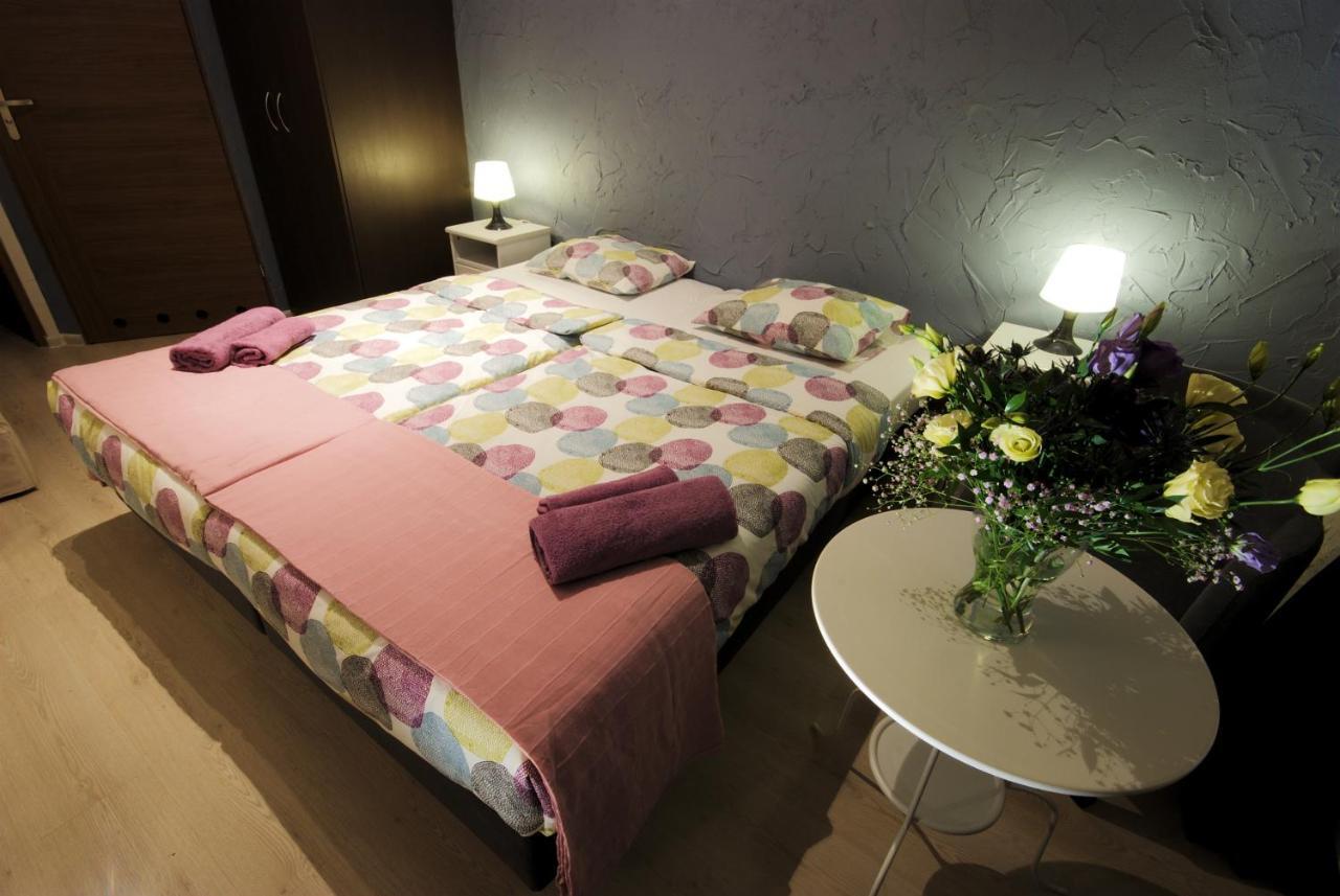 Rosemary'S Private Ensuite Rooms In Old Town Poznań Quarto foto